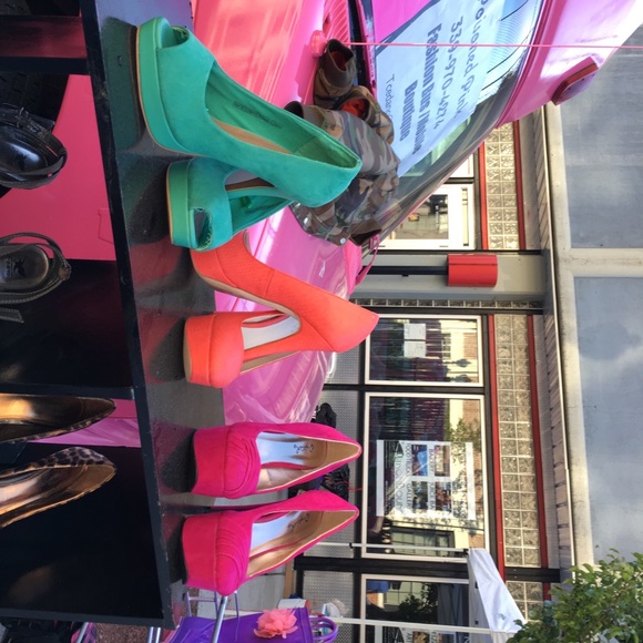 Hit the offer button everything must go - Picture 8 of 8